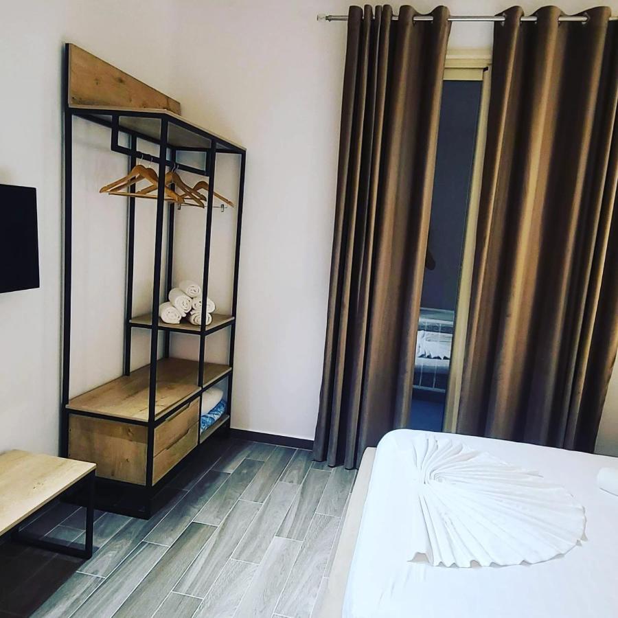 Hotel Noel Vlorë 外观 照片