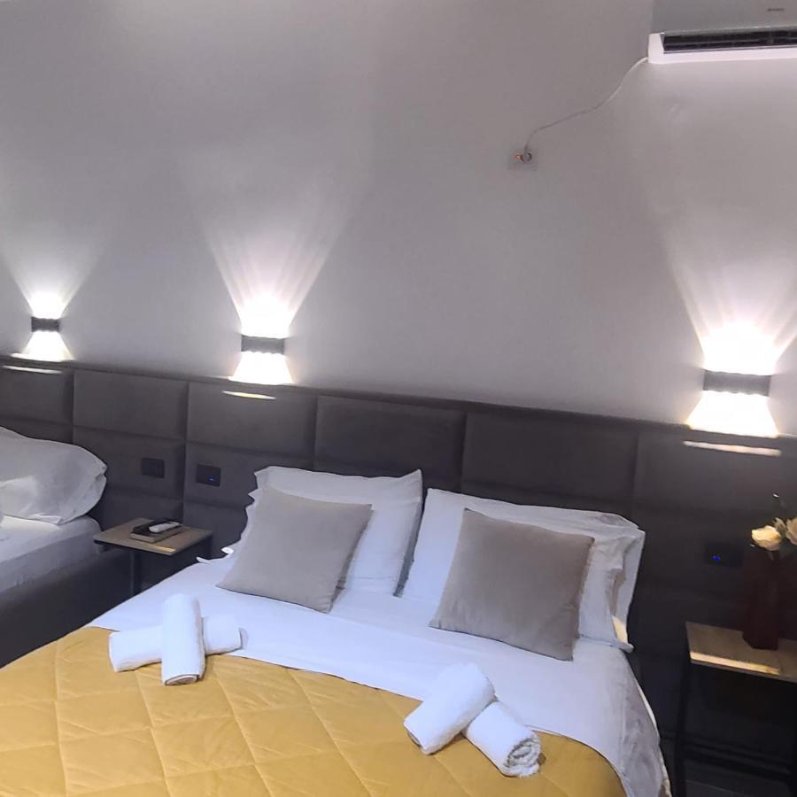 Hotel Noel Vlorë 外观 照片