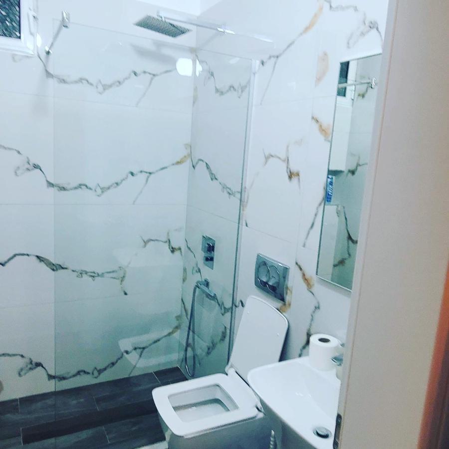 Hotel Noel Vlorë 外观 照片