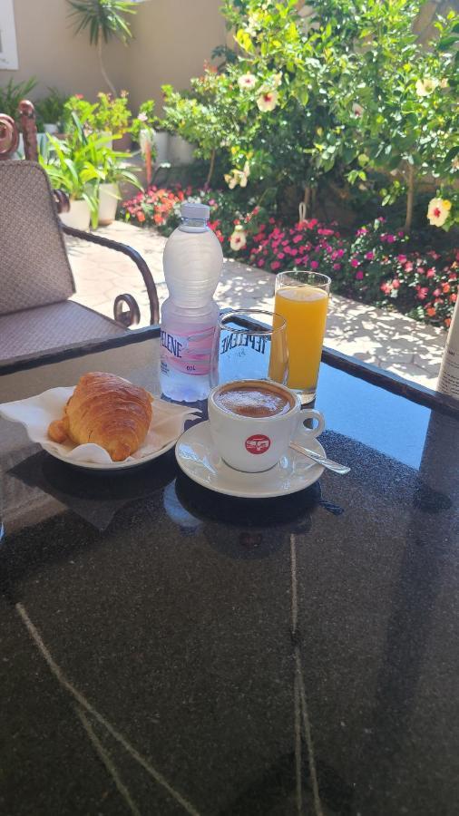 Hotel Noel Vlorë 外观 照片