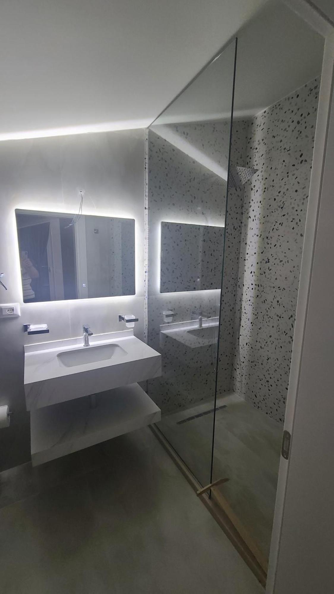 Hotel Noel Vlorë 外观 照片