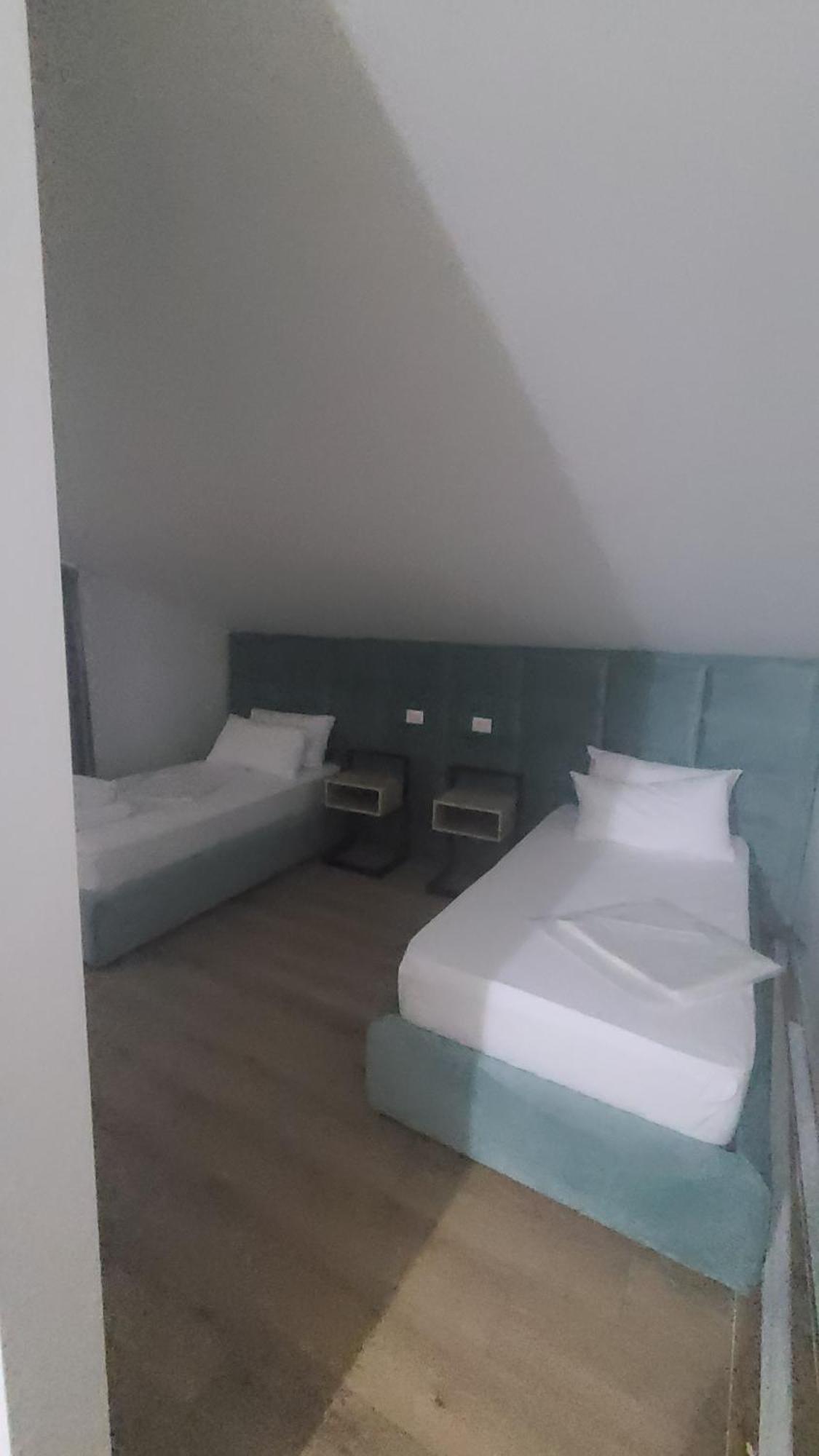 Hotel Noel Vlorë 外观 照片