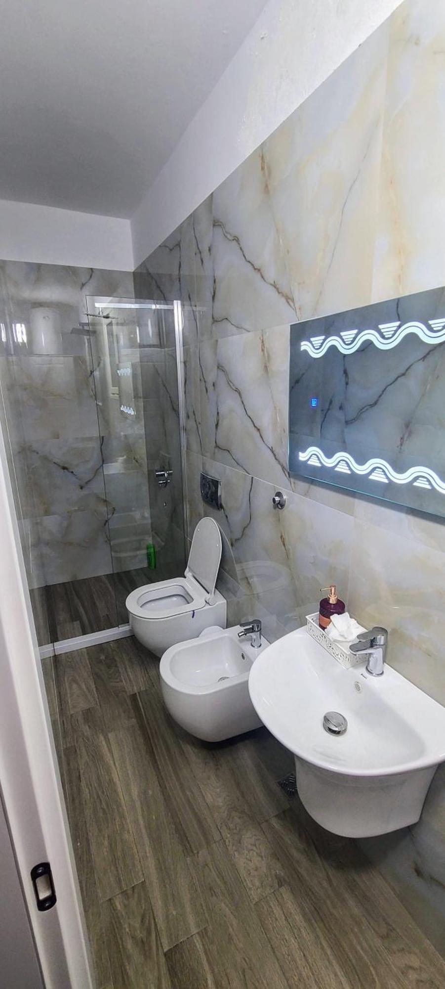 Hotel Noel Vlorë 外观 照片
